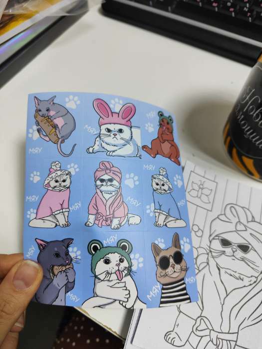 Фотография покупателя товара Наклейки бумажные «Котики», c раскраской на обороте, 11 × 15,5 см