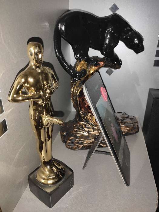 Фотография покупателя товара Статуэтка "Оскар-самец", покрытие булат, 25 см