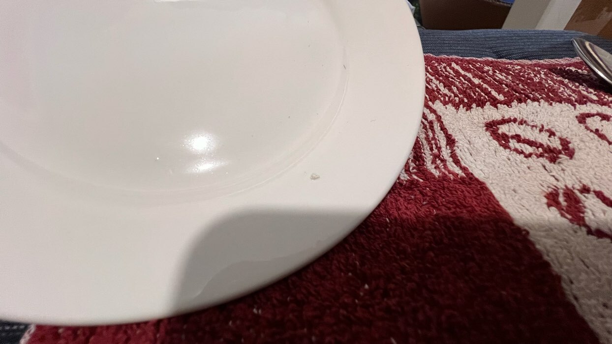 Фотография покупателя товара Тарелка фарфоровая пирожковая с утолщённым краем Доляна White Label, d=15 см, цвет белый - Фото 4