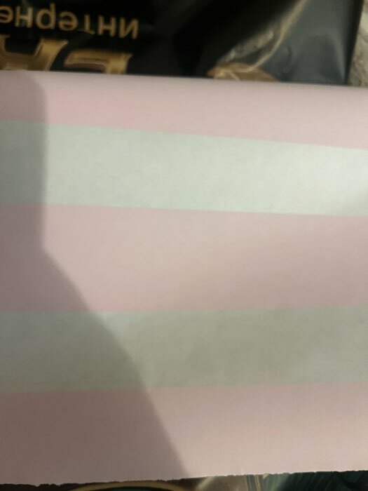 Фотография покупателя товара Бумага упаковочная крафт белый «Розовые мечты», 0.68 х 8 м - Фото 2