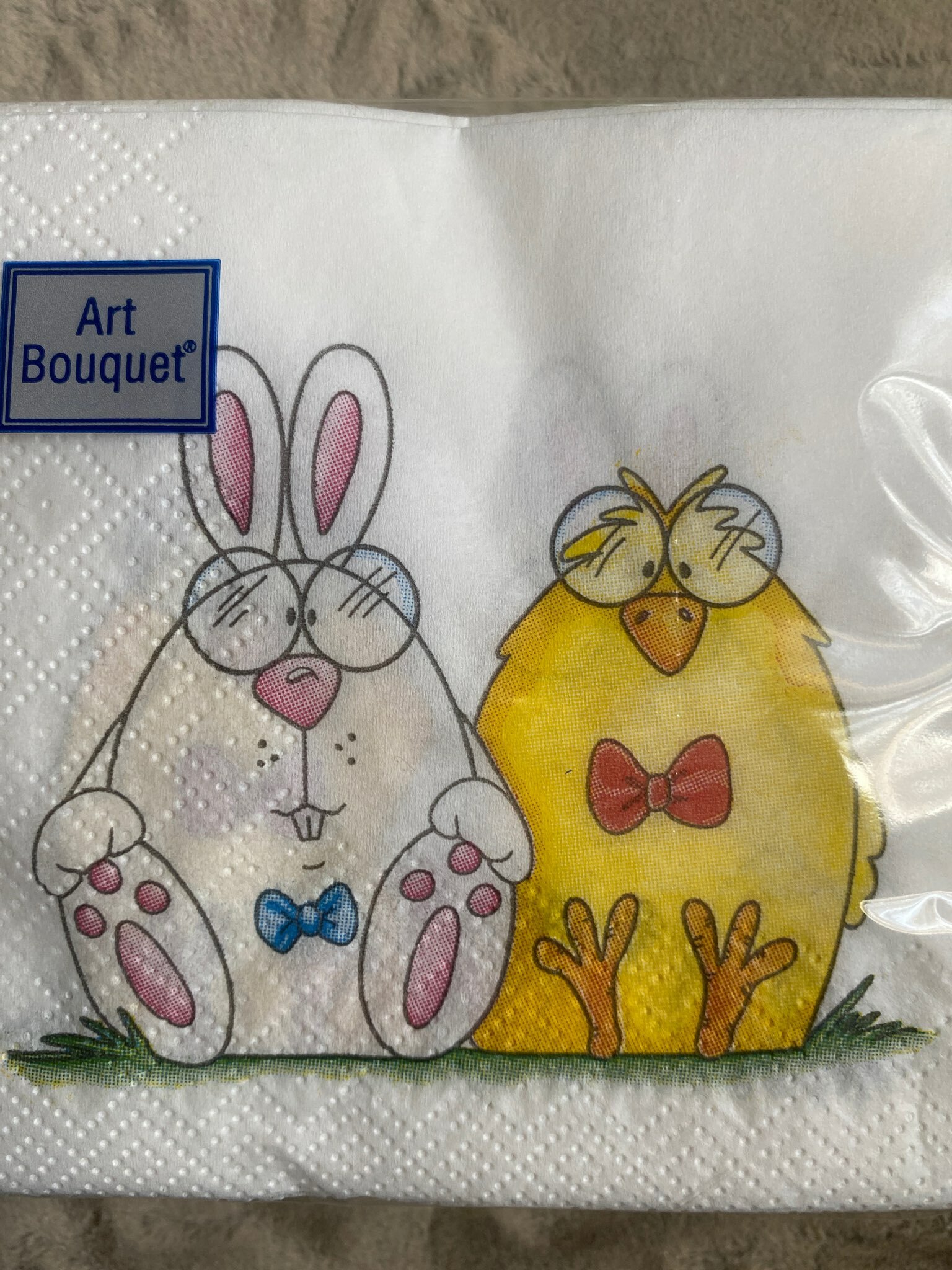 Фотография покупателя товара Салфетки бумажные пасхальные «Милый зайчик», 2 слоя, 20×20 см, 30 шт. - Фото 4