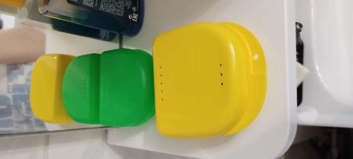 Фотография покупателя товара Контейнер для хранения протезов, 8,5 × 8 × 2,7 см, цвет МИКС - Фото 1