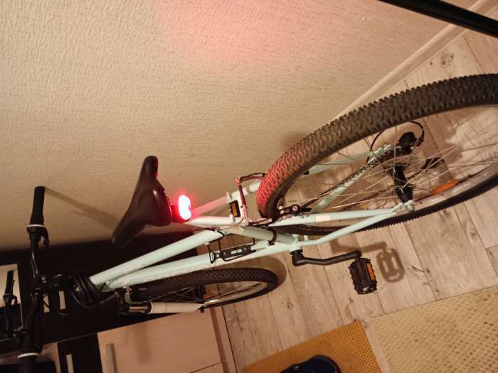 Фотография покупателя товара Фонарь велосипедный задний JY-6068T, 15 чипов, красный светодиод, 2 режима - Фото 1