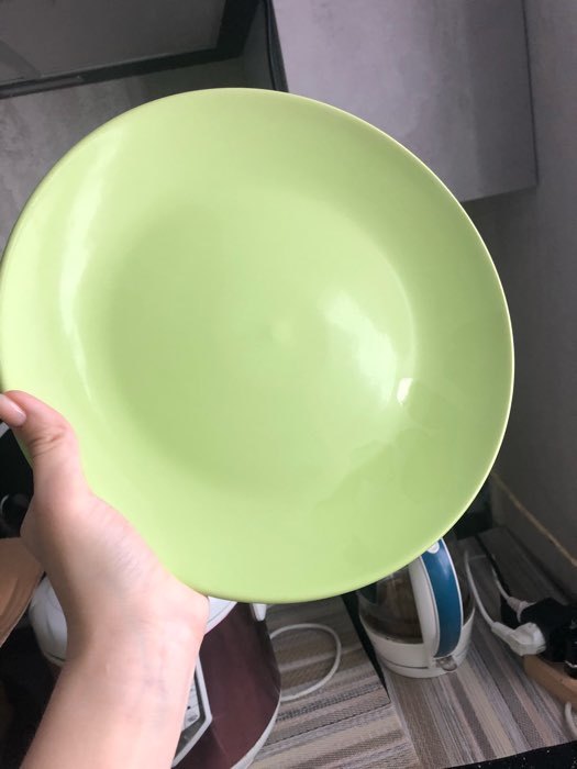 Фотография покупателя товара Набор тарелок керамических Доляна «Пастель», 18 предметов: 6 тарелок d=19 см, 6 тарелок d=27 см, 6 мисок d=19 см, цвет зелёный - Фото 4