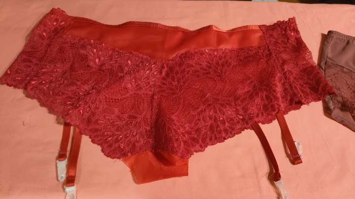 Фотография покупателя товара Кружевная эластичная ткань «Павлиний хвост», 180 мм, 2.7±0.5 м, тёмно-синяя - Фото 1