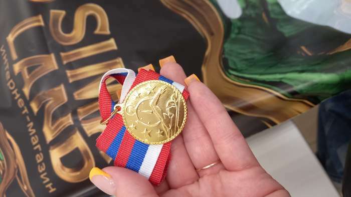 Фотография покупателя товара Медаль тематическая «Плавание», золото, d=3.5 см - Фото 2