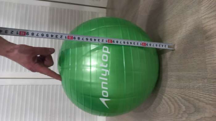 Фотография покупателя товара Фитбол ONLYTOP, d=45 см, 500 г, цвета МИКС