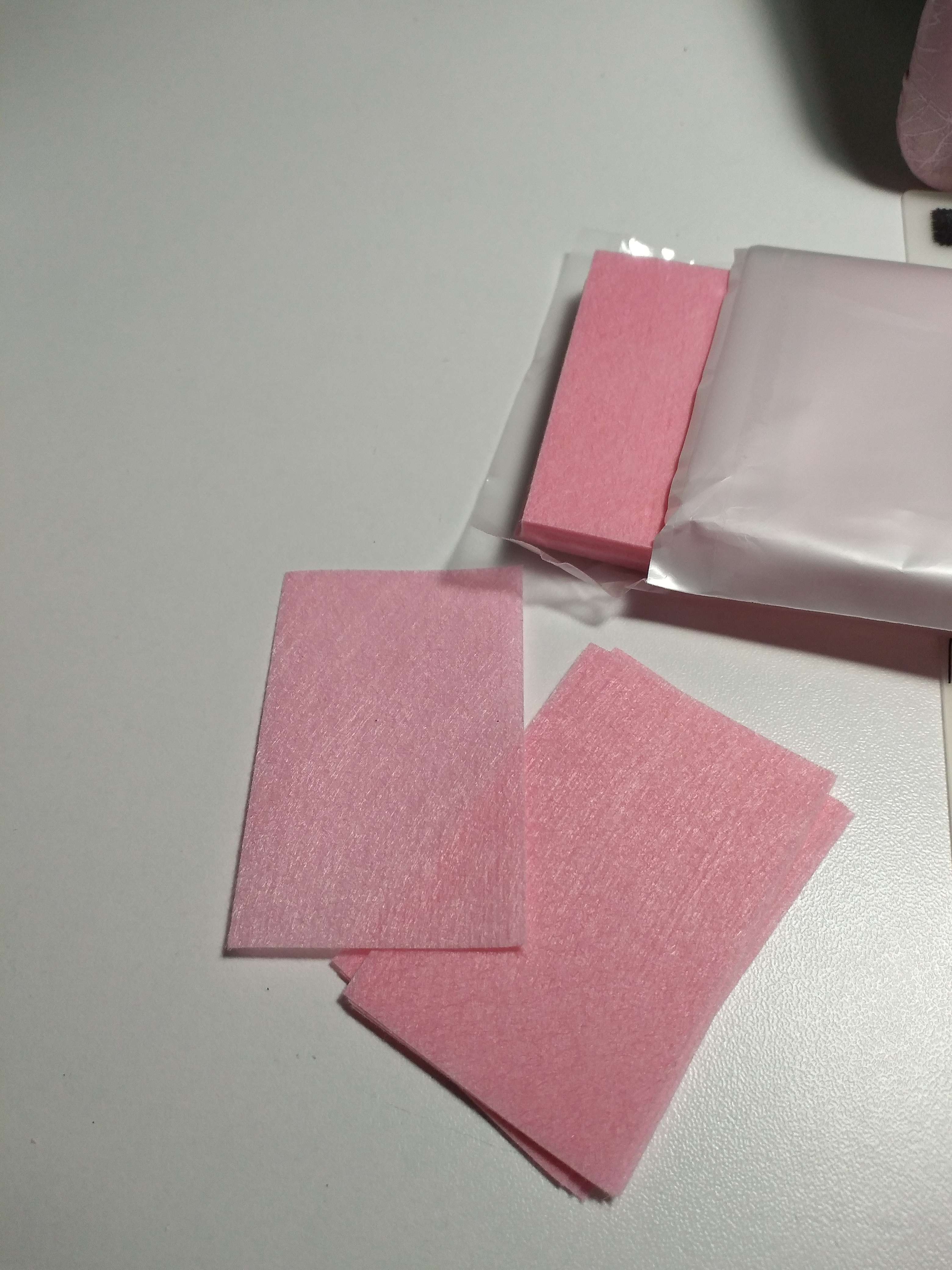 Фотография покупателя товара Салфетки для маникюра, безворсовые, 50 шт, 6 × 4 см, цвет розовый - Фото 1