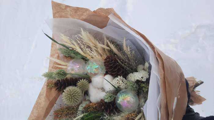 Фотография покупателя товара Бумага для декора и флористики, крафт, однотонная, бежевая, рулон 1шт.,40 гр/м2, 0,7 x 10 м - Фото 1