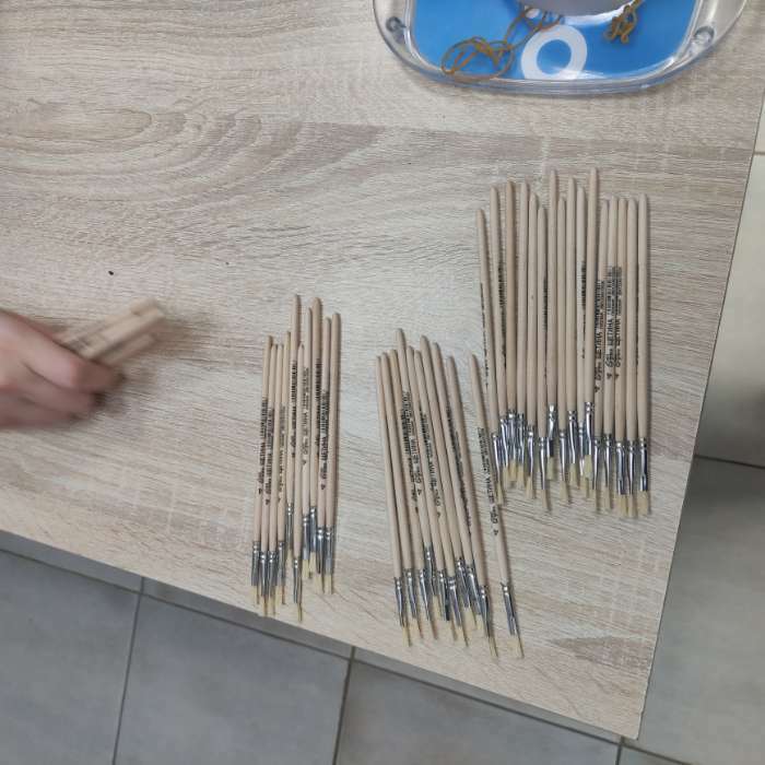 Фотография покупателя товара Кисть Щетина плоская № 4 (ширина обоймы 4 мм; длина волоса 12 мм), деревянная ручка, Calligrata
