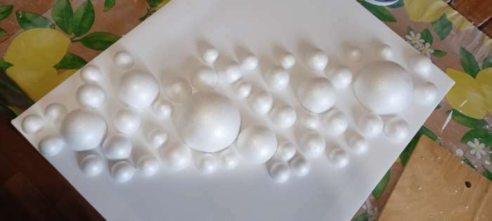 Фотография покупателя товара Шар из пенопласта (набор 30 шт.), d=1.5 см - Фото 6