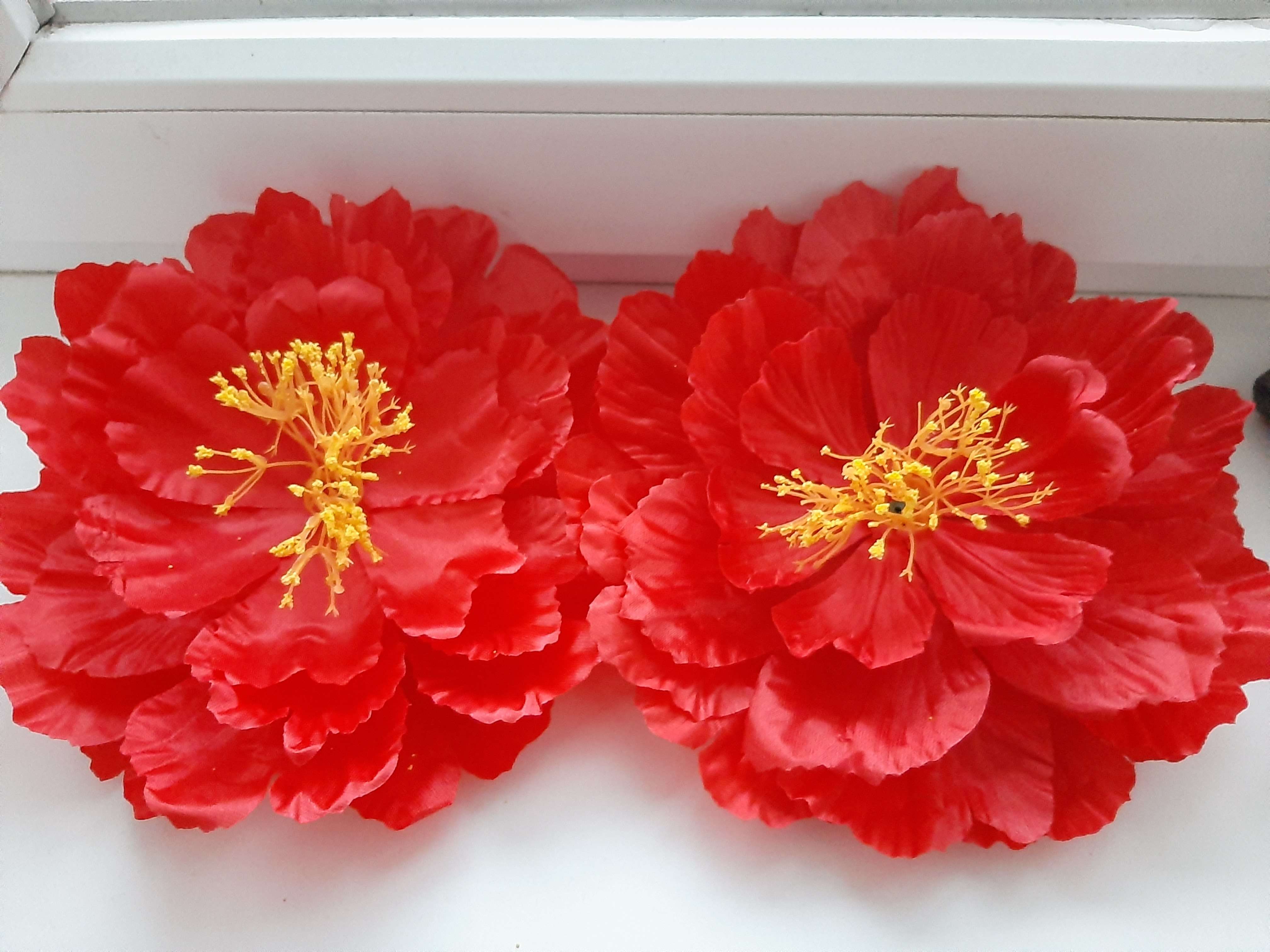 Фотография покупателя товара Красный цветок для свадебного декора