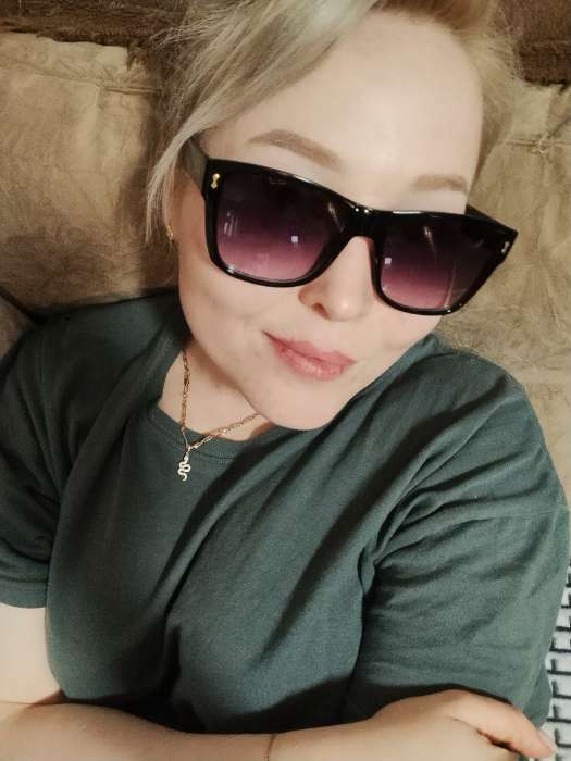 Фотография покупателя товара Очки солнцезащитные «OneSun. Wayfarer», линза 5.3×6 см, чёрный, фиолетовый - Фото 1