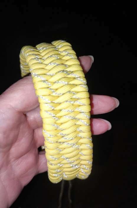 Фотография покупателя товара Паракорд 550, нейлон, неон-желтая змея, d - 4 мм, 10 м - Фото 1