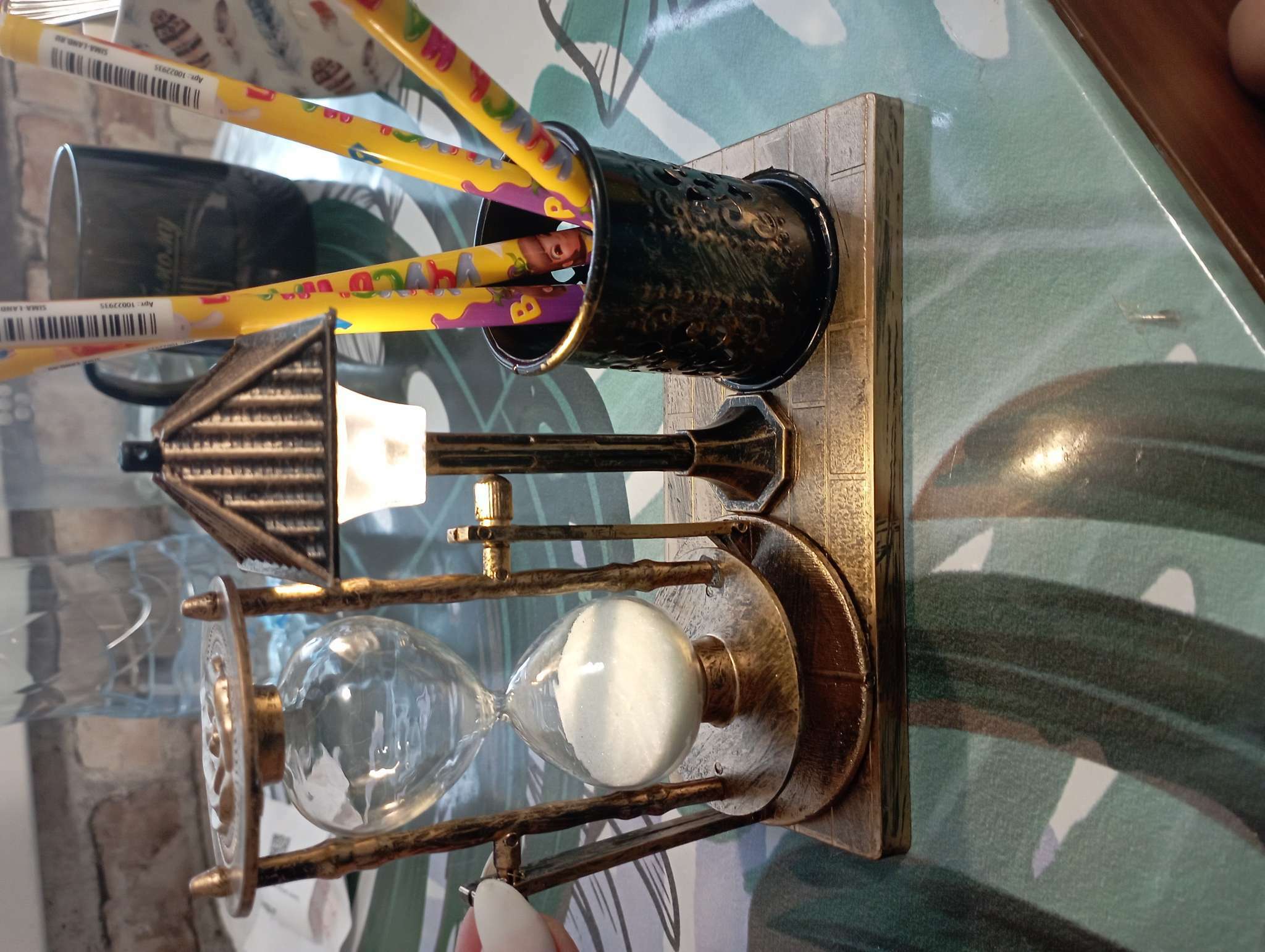 Фотография покупателя товара Песочные часы "Уличный фонарик",сувенирные,подсветка,каранд-цей, 6.5 х 15.5 х 14.5 см, микс - Фото 2