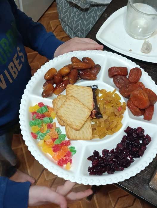 Фотография покупателя товара Менажница Magistro «Лакомка», d=30 см, 5 ячеек, фарфор, белая - Фото 1