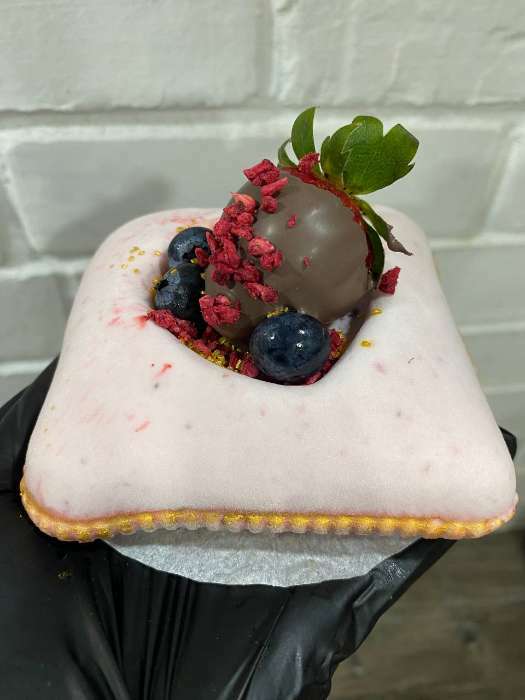 Фотография покупателя товара Форма для выпечки и муссовых десертов KONFINETTA «Любовь в квадрате», силикон, 11,4×12×4,4 см, цвет белый