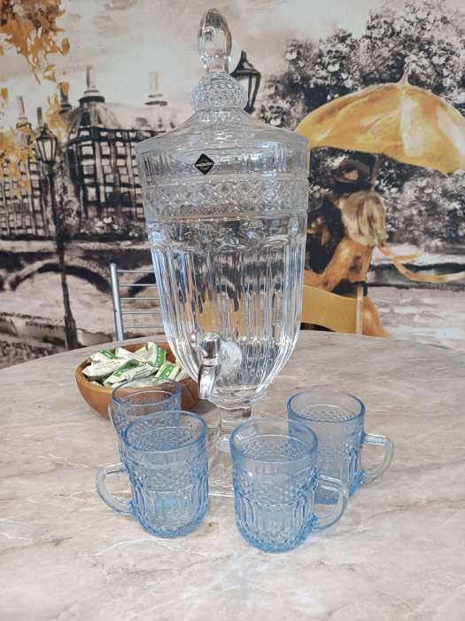 Фотография покупателя товара Диспенсер для напитков стеклянный Magistro «Изыск», 3 л, 17×44,5 см - Фото 2