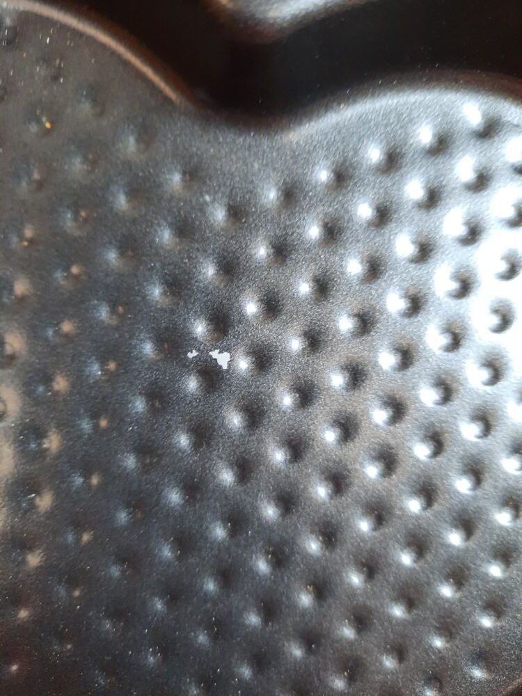 Фотография покупателя товара Сковорода «Сердце», d=17 см, пластиковая ручка, антипригарное покрытие, цвет чёрный - Фото 2