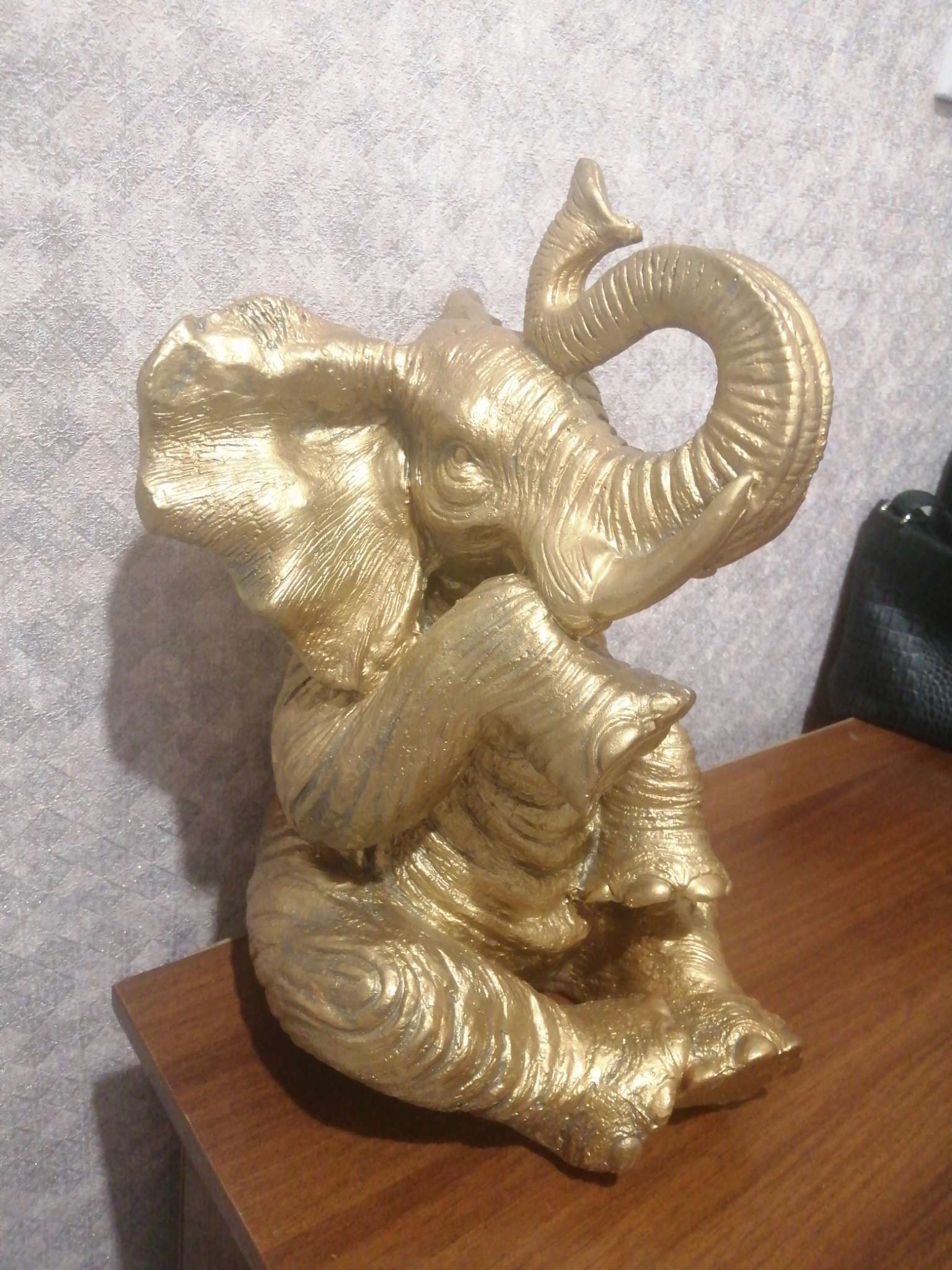 Фотография покупателя товара Копилка "Слон сидя" золото, 40х23х29см - Фото 1
