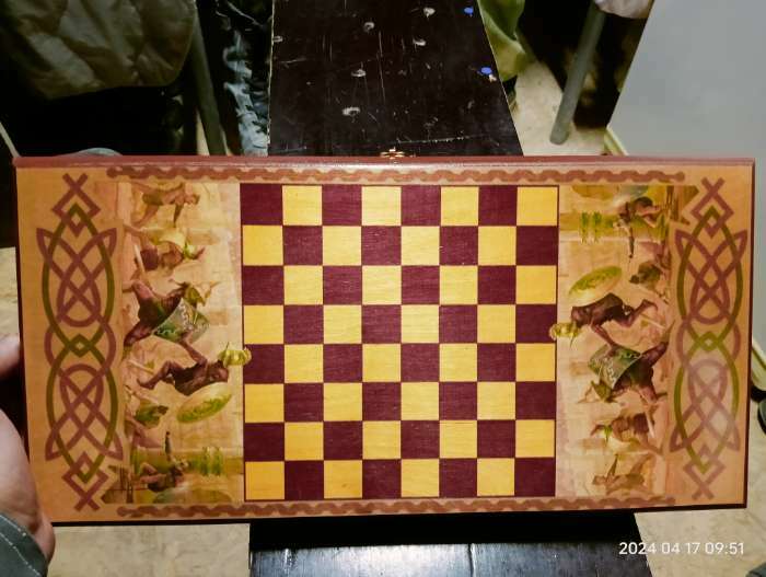 Фотография покупателя товара Нарды "Гладиатор", деревянная доска 40 х 40 см, с полем для игры в шашки - Фото 5