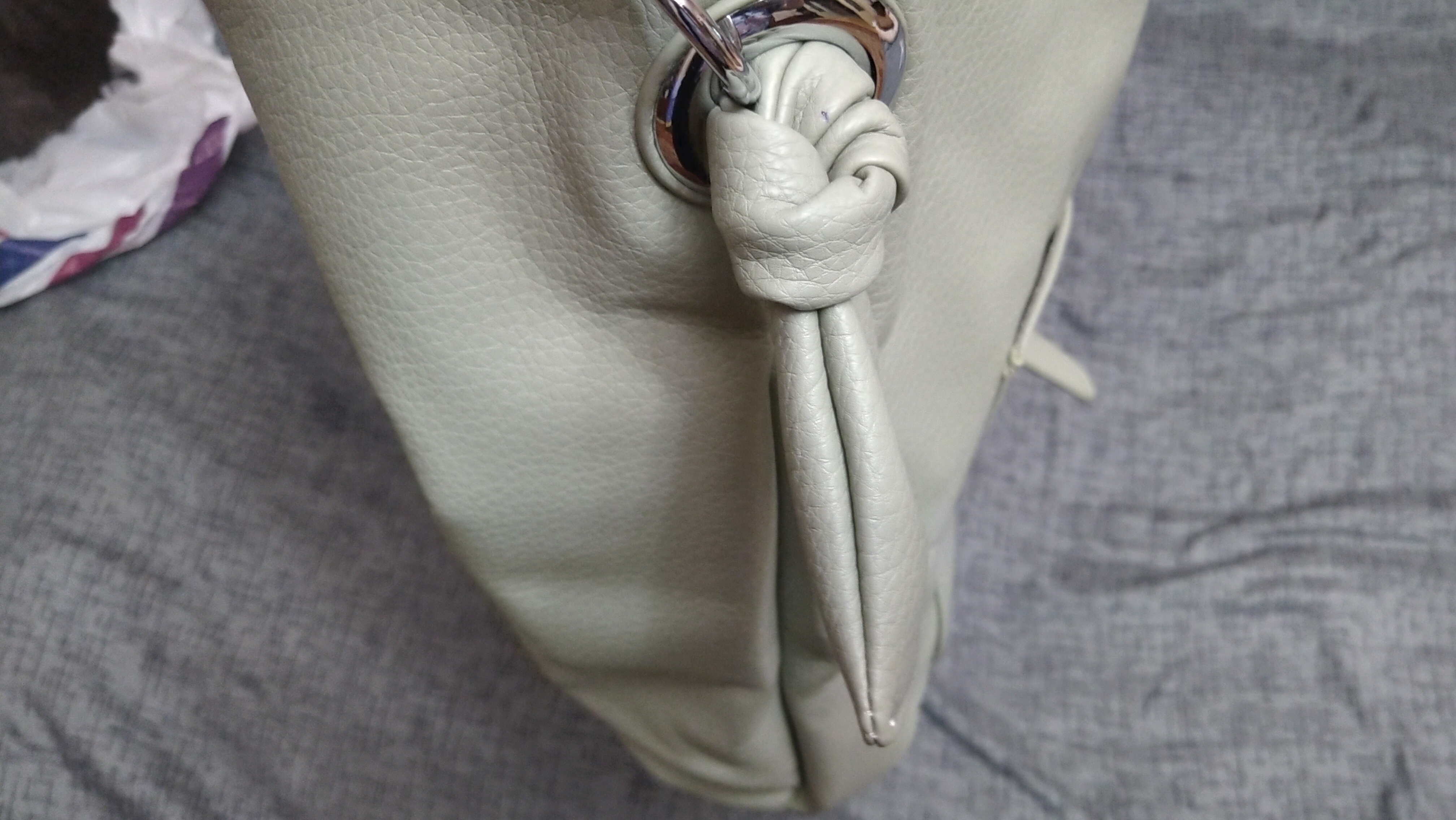 Фотография покупателя товара Сумка-тоут на молнии, 2 наружных кармана, цвет белый - Фото 1