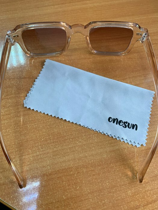 Фотография покупателя товара Очки солнцезащитные OneSun, uv 400, дужка 15 см, ширина 14 см, линза 3.7×4.5 см - Фото 2