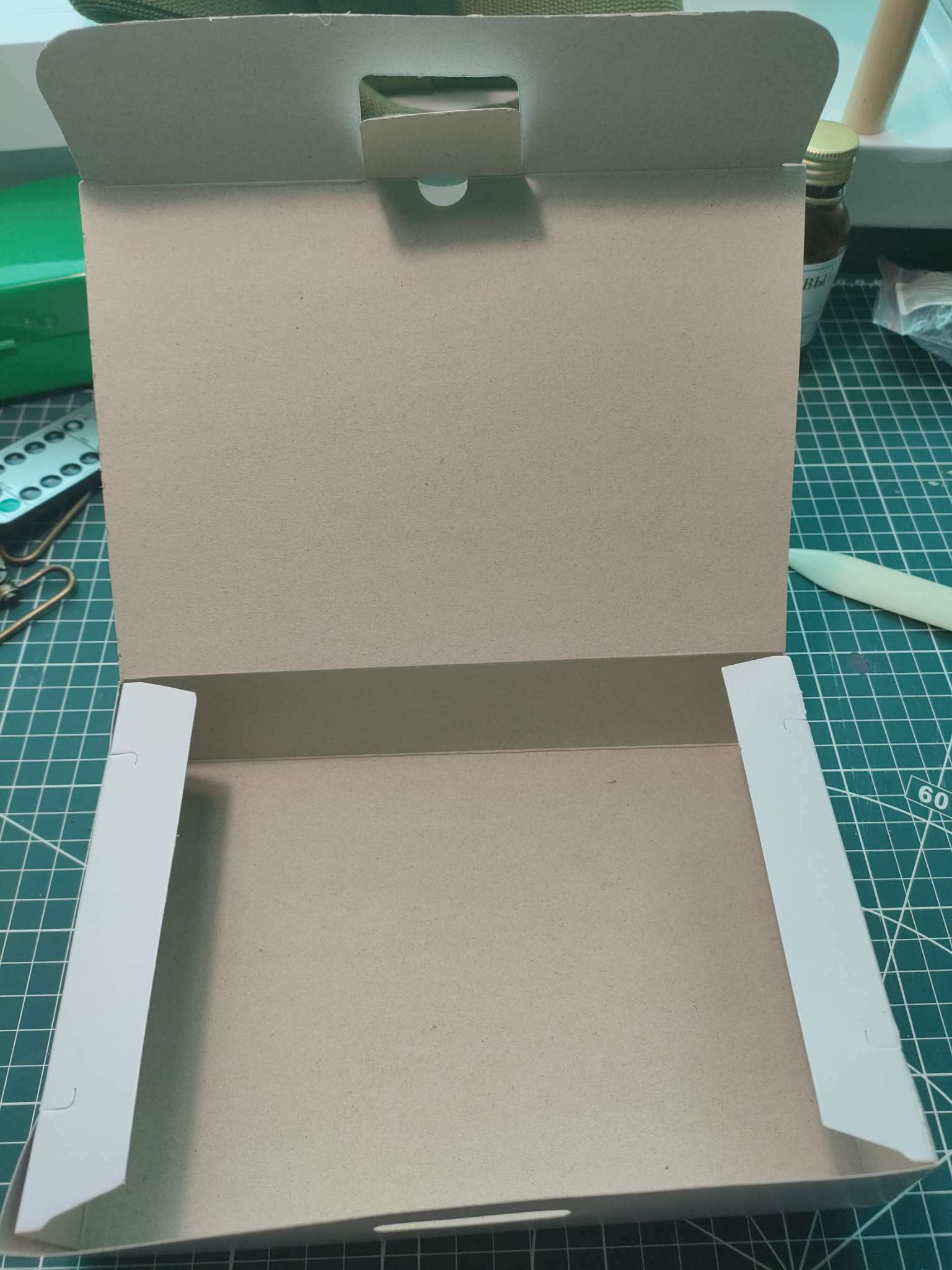 Фотография покупателя товара Коробка с замком, белая, 21 х 14,5 х 4 см - Фото 3