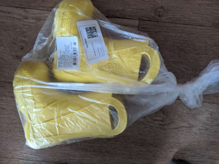 Фотография покупателя товара Сапоги резиновые детские, цвет жёлтый, размер 22-23