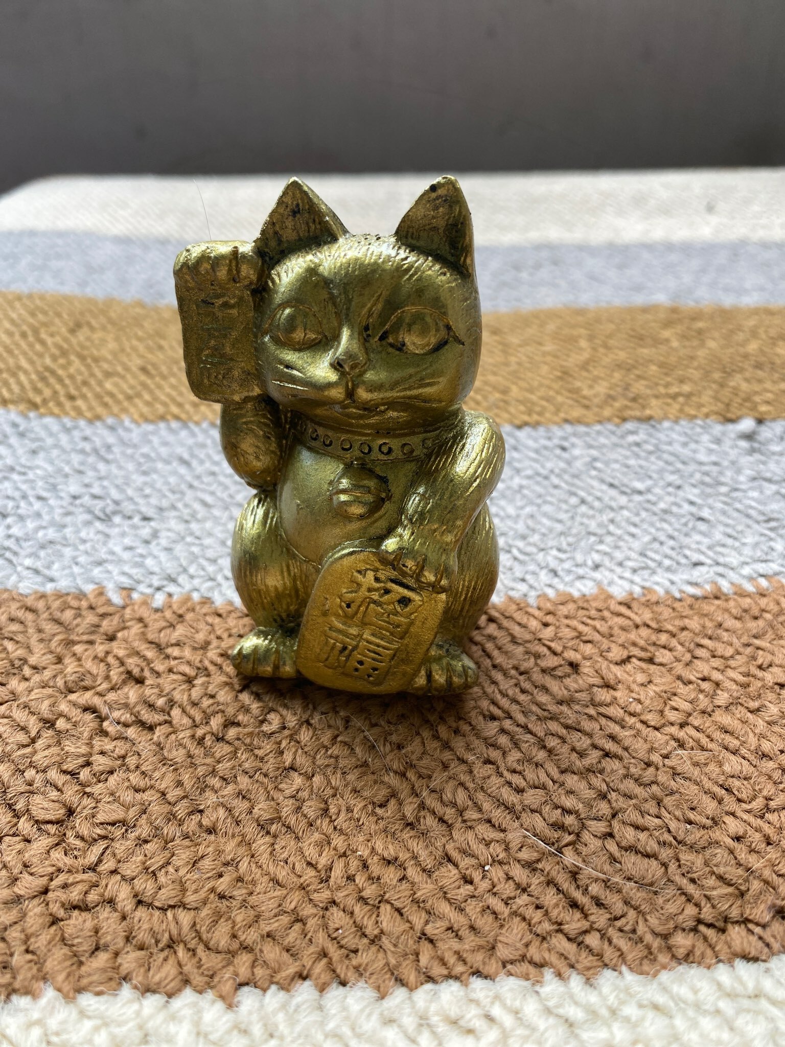 Фотография покупателя товара Фигура "Котик денежный" золото, 8х5х5см - Фото 1