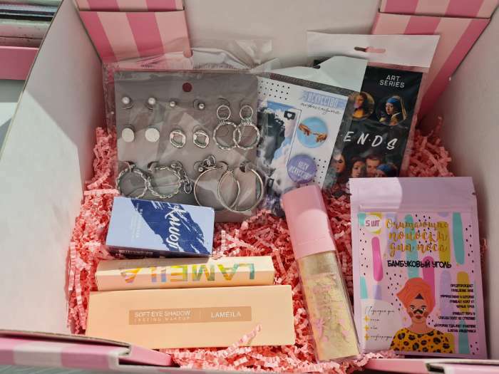 Фотография покупателя товара Коробка подарочная складная, упаковка, «Моя коробочка», 31×25.5×16 см - Фото 7