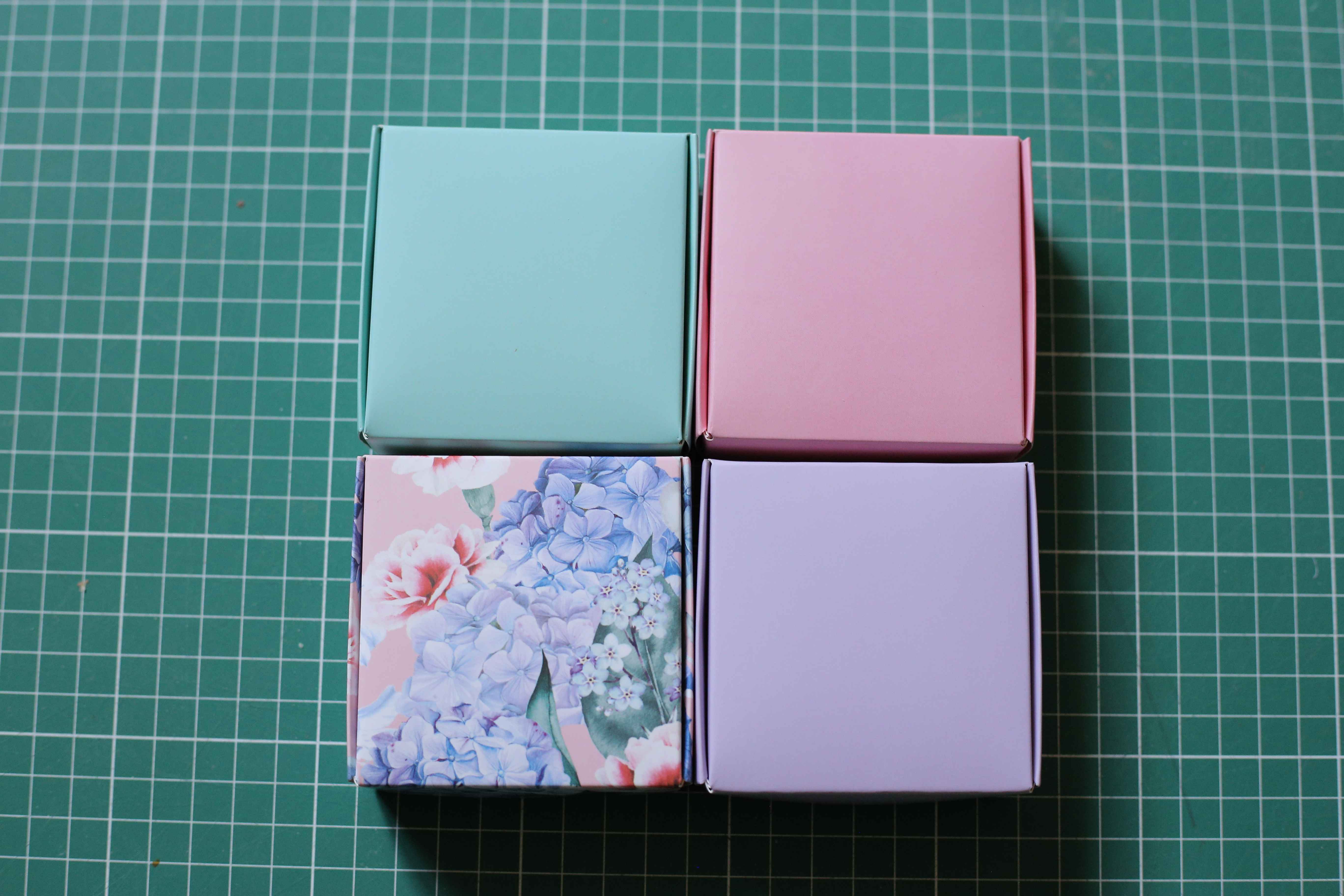 Фотография покупателя товара Коробка подарочная под бижутерию двухсторонняя, упаковка, «Красная», 7.5×7.5×3 см - Фото 9