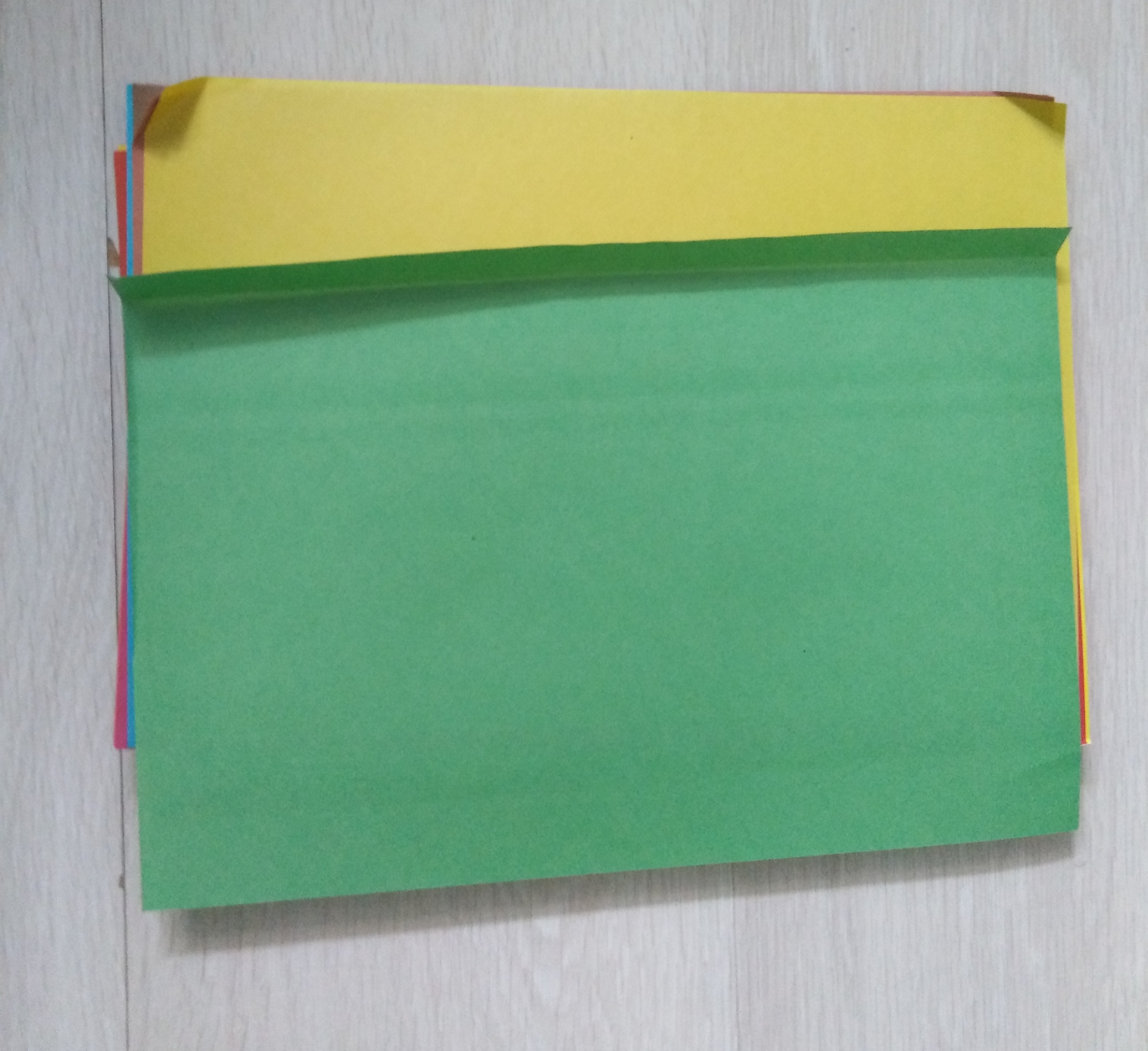 Фотография покупателя товара Набор для детского творчества А4, 8 листов картон цветной + 8 листов бумага цветная двухсторонняя, "Заяц и белочка"