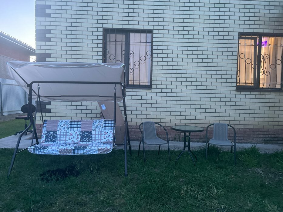 Фотография покупателя товара Качели садовые «Адлер», 175×150×120 см, максимальная нагрузка 150 кг, зелёные - Фото 6