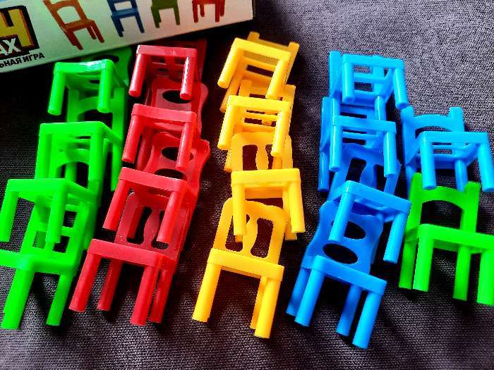 Фотография покупателя товара Настольная игра «На 4 ногах», 18 стульев, 8 цветов - Фото 56