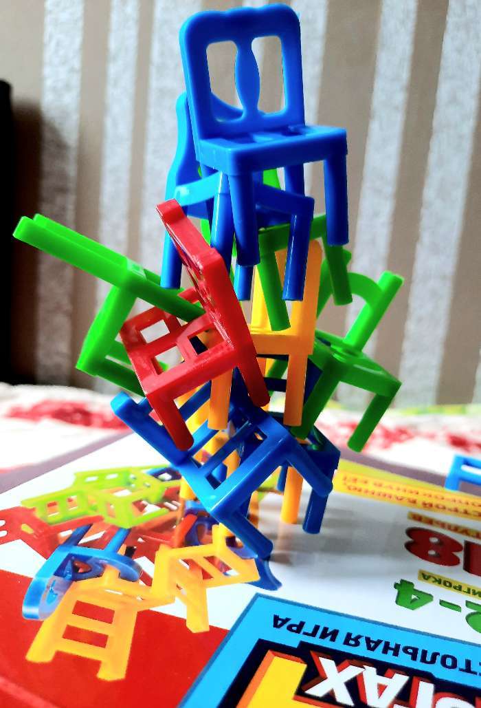 Фотография покупателя товара Настольная игра «На 4 ногах», 18 стульев, 8 цветов - Фото 54