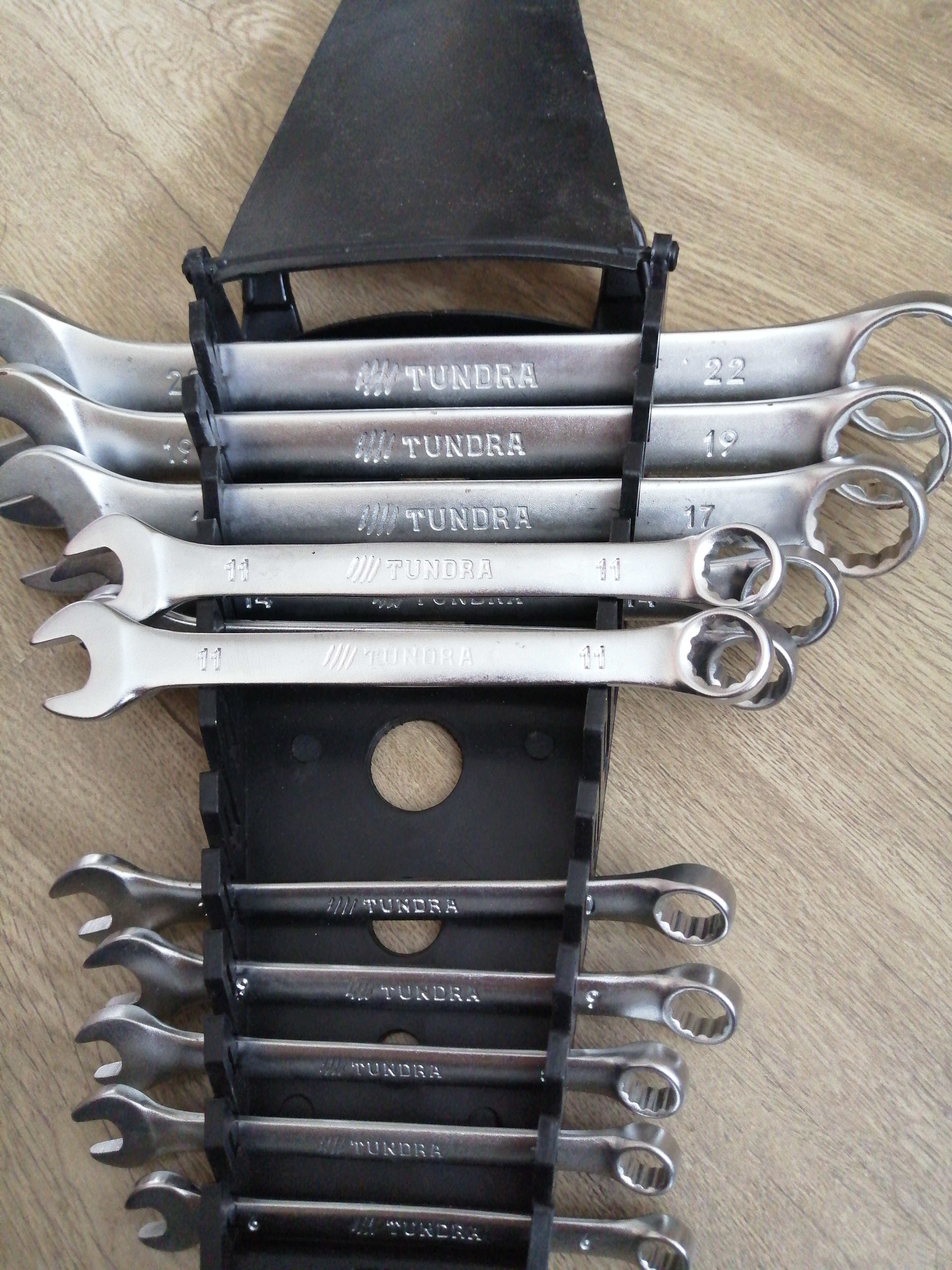 Фотография покупателя товара Набор ключей комбинированных в холдере ТУНДРА, CrV, зеркальные, 6 - 22 мм, 12 шт. - Фото 1