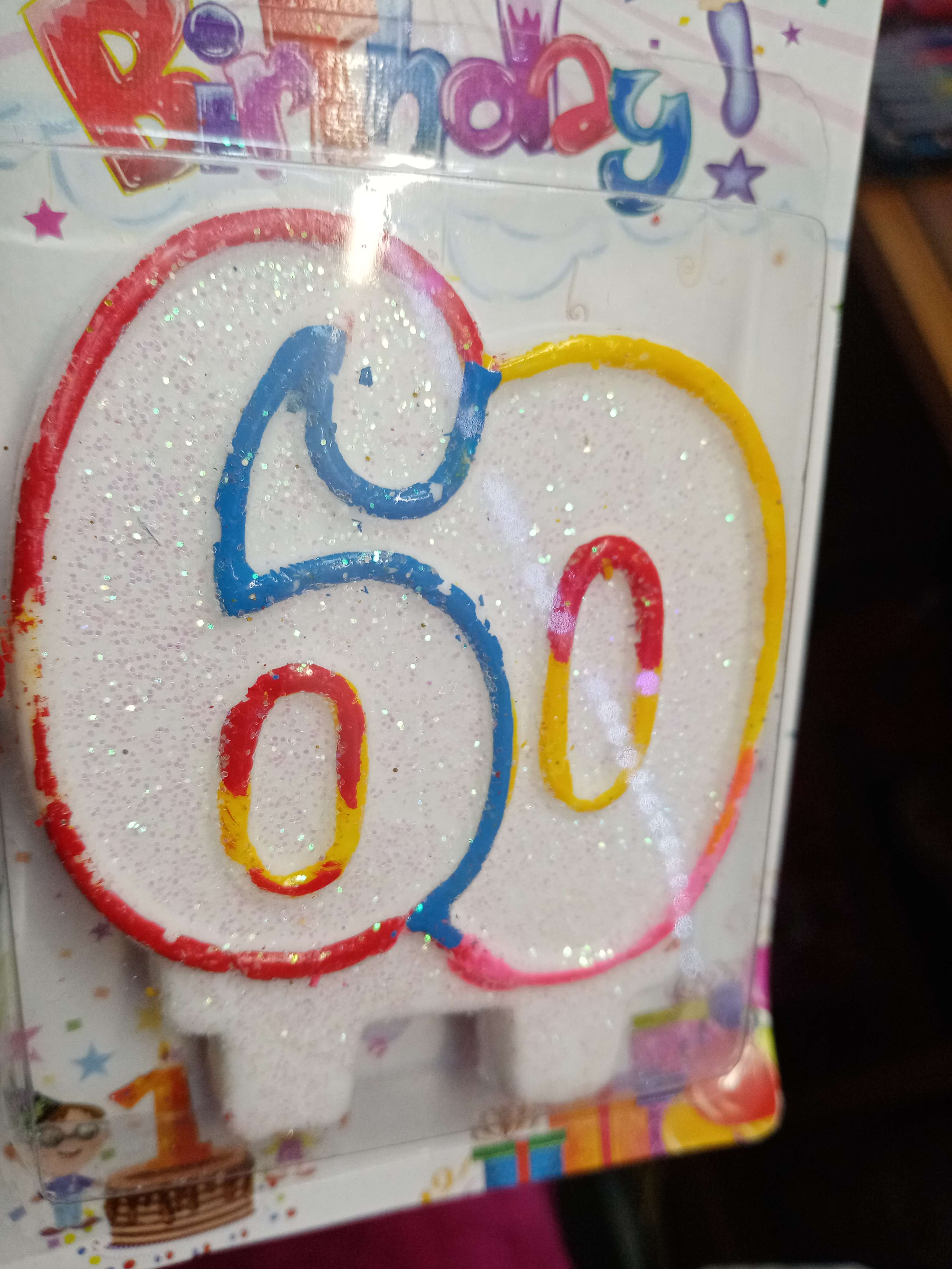 Фотография покупателя товара Свеча для торта «‎Юбилейный ГИГАНТ», цифра "60", ободок цветной, 7,5 см - Фото 2