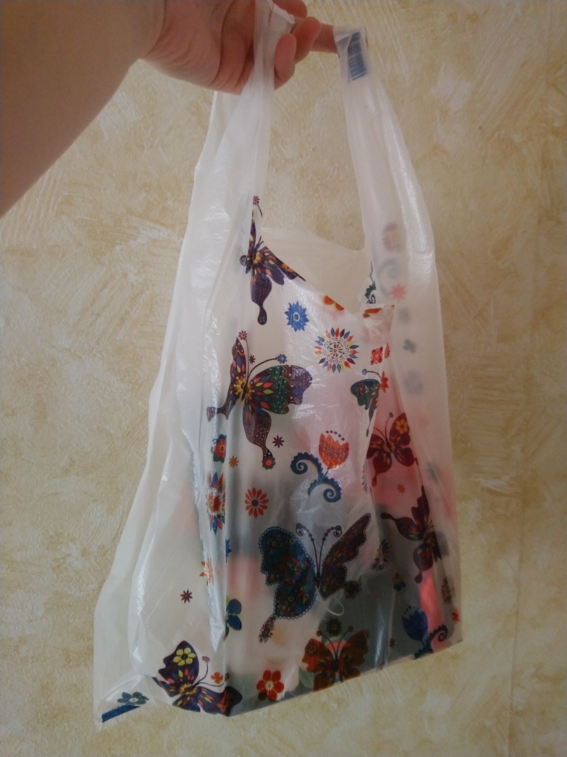 Фотография покупателя товара Пакет "Бабочки", полиэтиленовый, майка, 28 х 50 см, 12 мкм - Фото 2