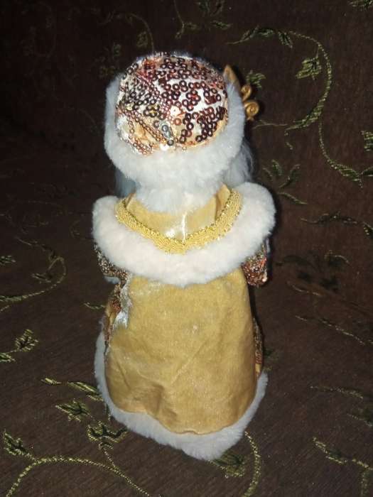 Фотография покупателя товара Дед Мороз "В шубке с бахромой" двигается, 30 см, золото - Фото 1