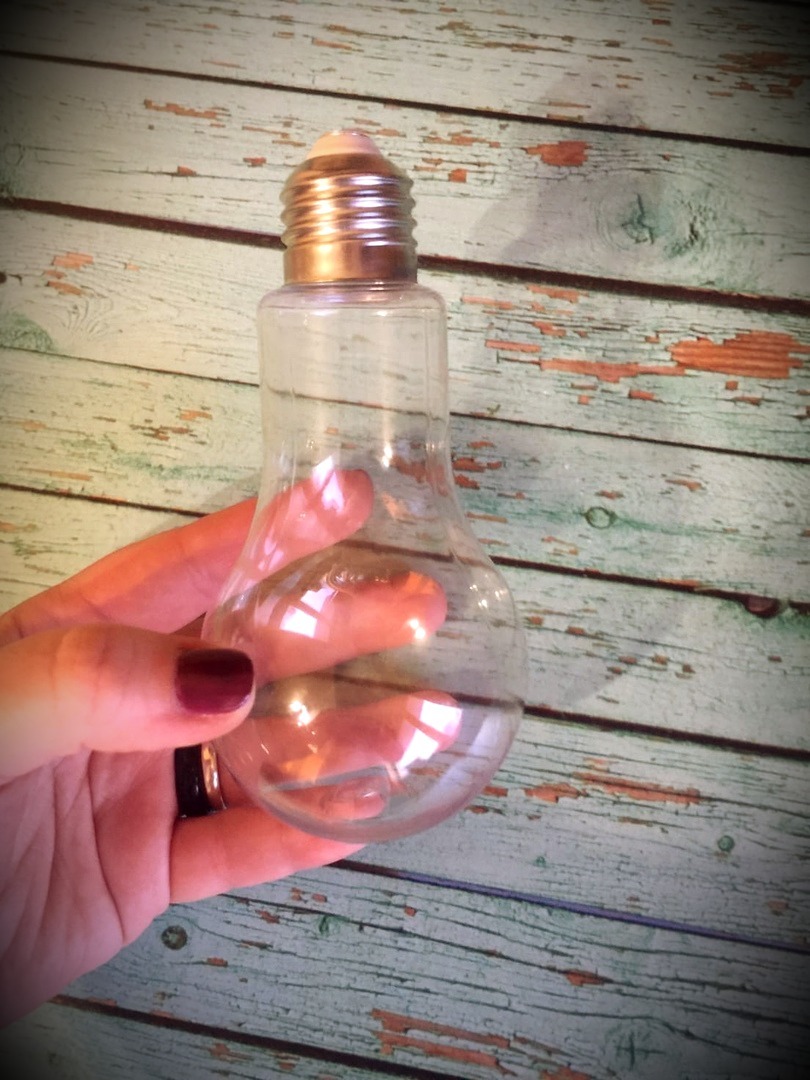 Фотография покупателя товара Бутылочка для хранения «Лампочка», 80 мл, цвет серебряный/прозрачный - Фото 18