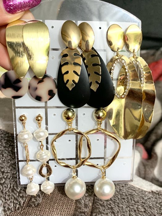 Фотография покупателя товара Серьги с жемчугом «Нежность» круг с бусиной, цвет белый в золоте - Фото 1
