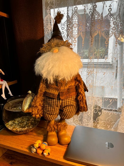 Фотография покупателя товара Кукла интерьерная "Дед Мороз в коричневой шубке с мешком подарков" 27х14х62 см - Фото 2
