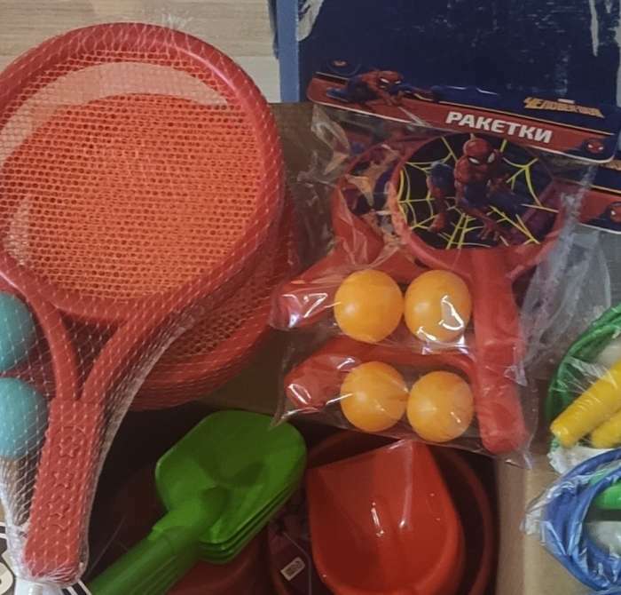 Фотография покупателя товара Набор игровой, ракетки 8×12 см и два мячика, Человек-паук - Фото 1
