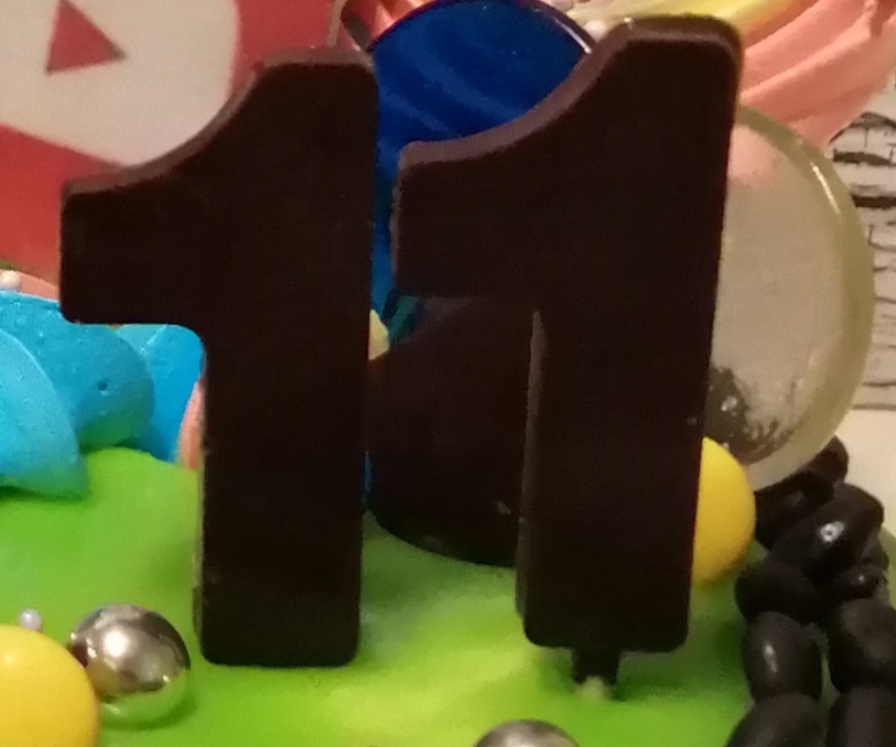 Фотография покупателя товара Форма для леденцов Доляна «Арифметика», силикон, 29×17 см, 10 ячеек (5×4 см), с палочками, цвет МИКС