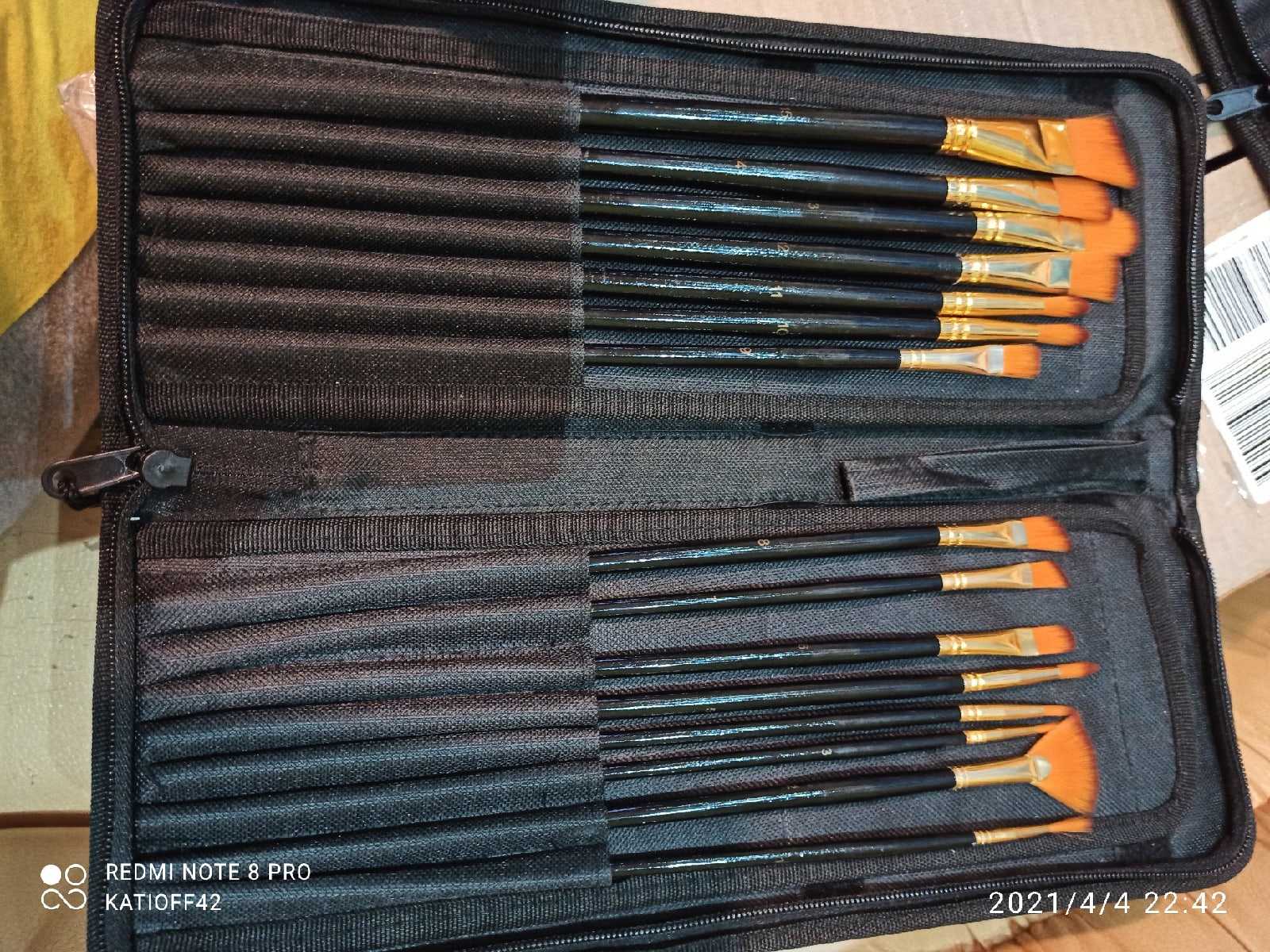 Фотография покупателя товара Набор кистей нейлон 15 штук, с длинными ручками, в пенале-подставке - Фото 4