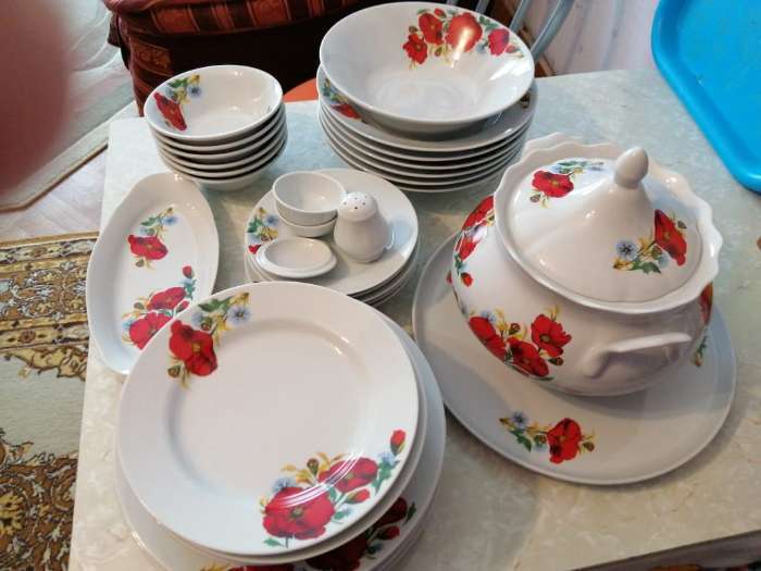 Фотография покупателя товара Сервиз столовый «Маки красные», 37 предметов, 4 вида тарелок - Фото 1