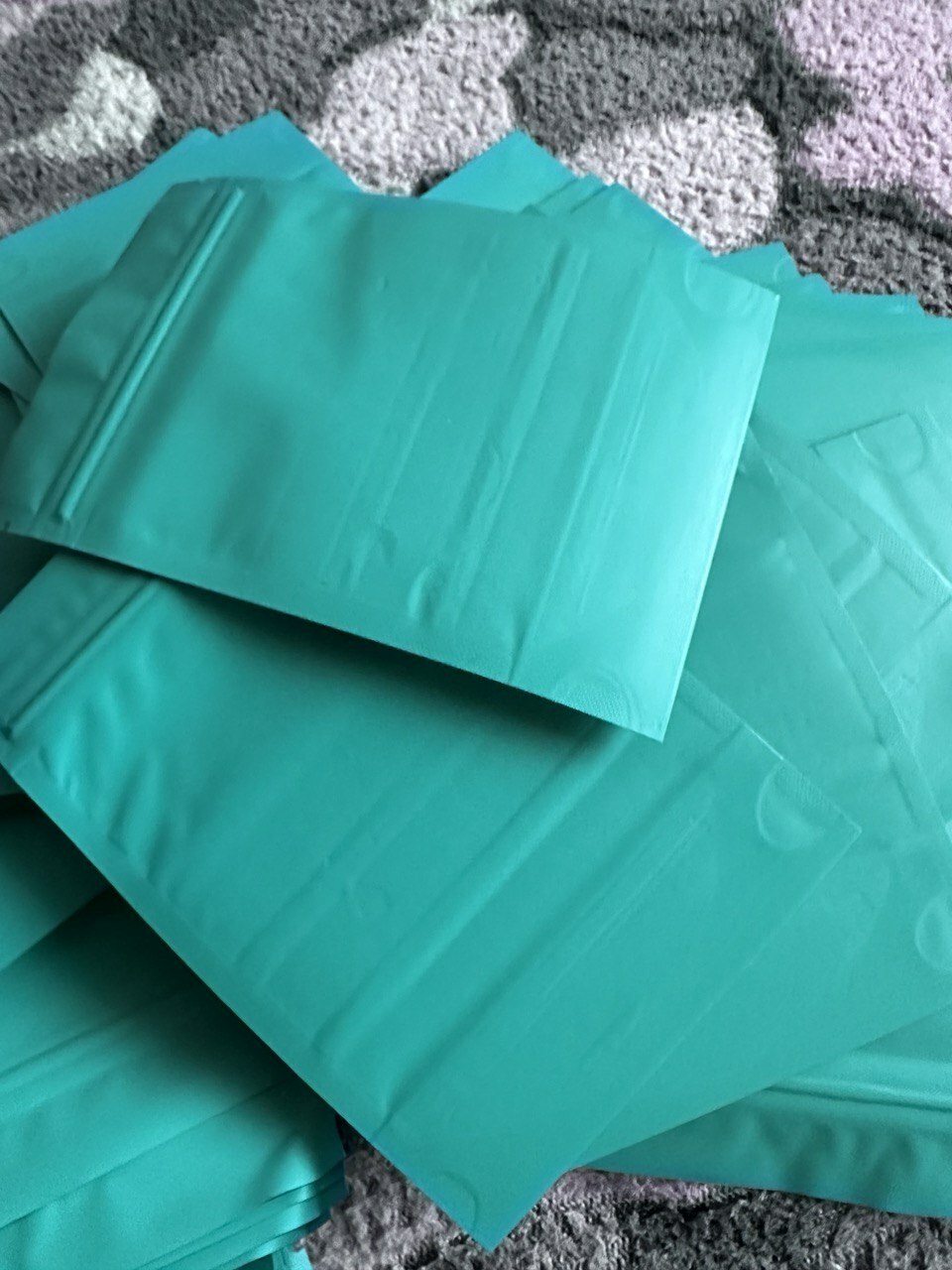 Фотография покупателя товара Пакет дой - пак, матовый, изумрудный, 10×15×4 см - Фото 2