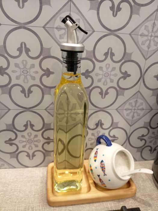 Фотография покупателя товара Бутылка стеклянная для соусов и масла Доляна «Классик», 500 мл, 5,5×30 см - Фото 2
