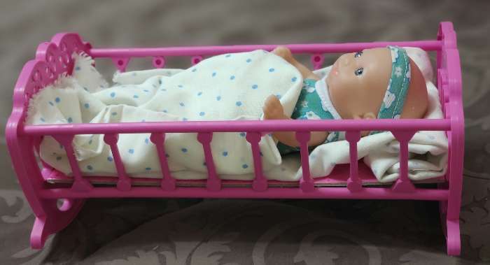 Фотография покупателя товара Кроватка для куклы «Сладкие сны» - Фото 2